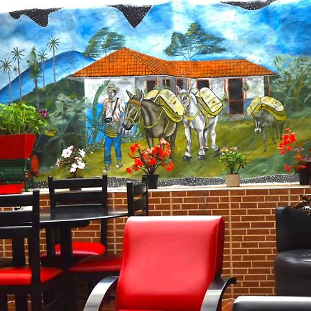 Hostal La Pijarana 살렌토 외부 사진