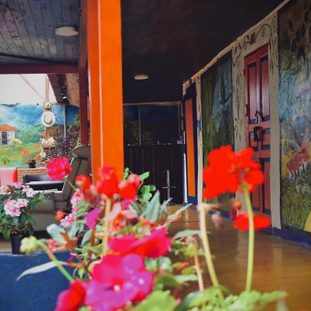 Hostal La Pijarana 살렌토 외부 사진