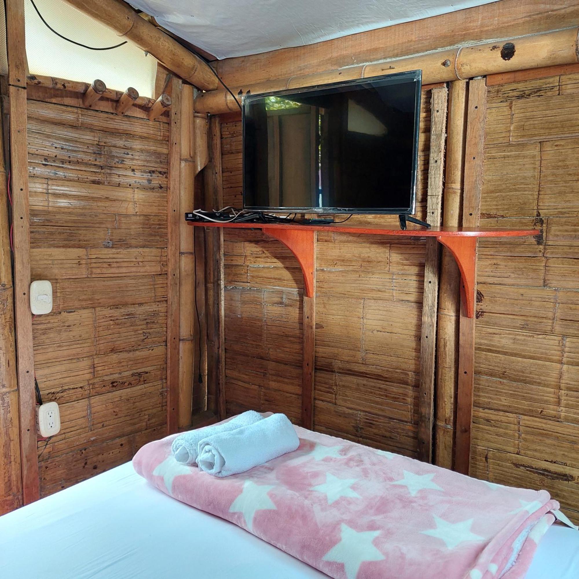 Hostal La Pijarana 살렌토 외부 사진