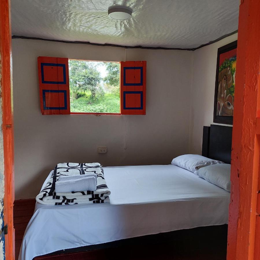 Hostal La Pijarana 살렌토 외부 사진