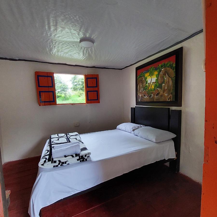 Hostal La Pijarana 살렌토 외부 사진