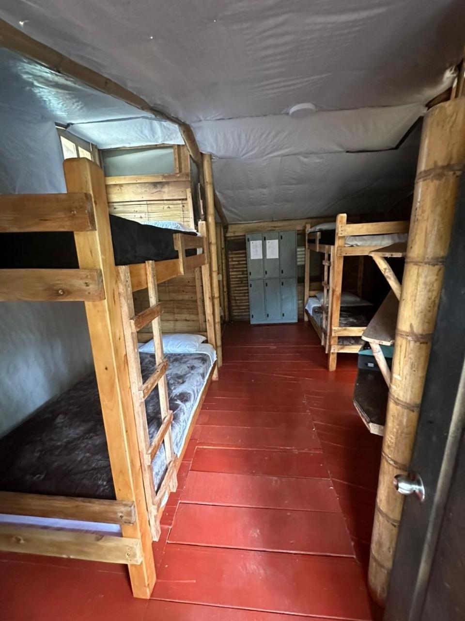 Hostal La Pijarana 살렌토 외부 사진